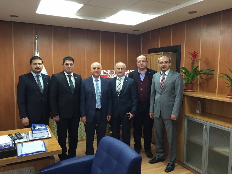 23.02.2015 tarihin'de Tapu ve Kadastro bölge müdürü sayın Süleyman ÖZEN 'e ziyaret gerçekleştirdik.